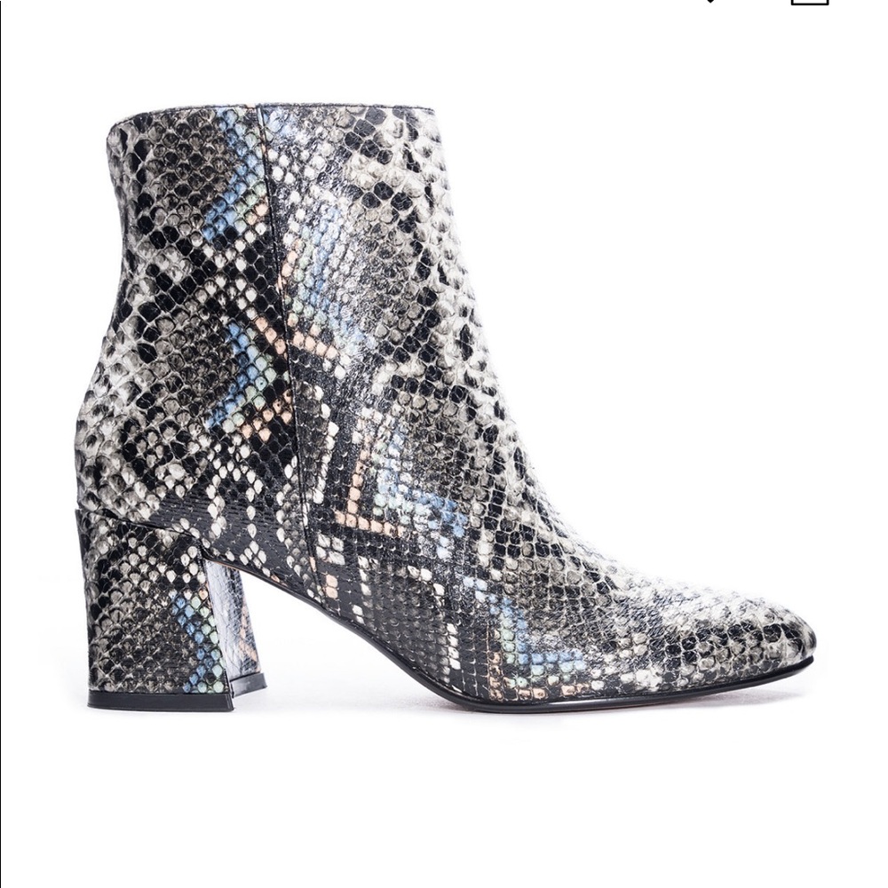 Women’s Daria Booties